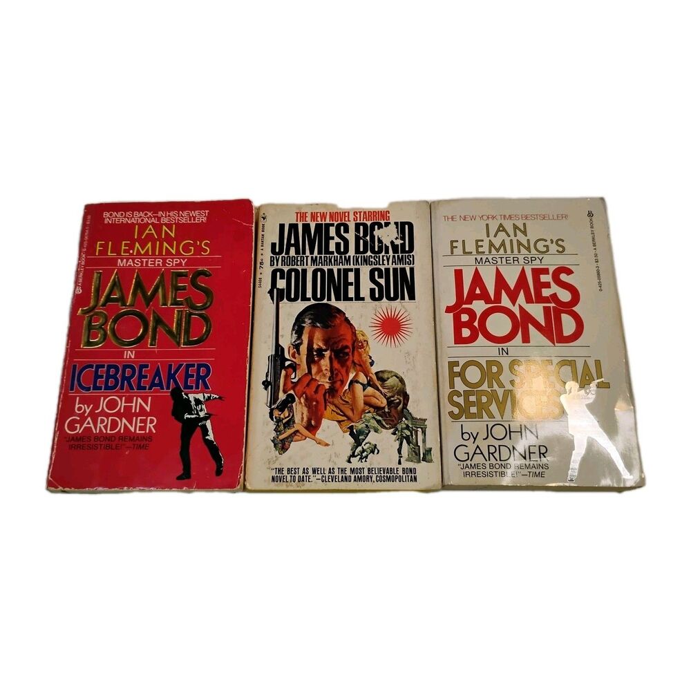 VTG Ian Fleming's 007 James Bond 3 Book Lot by John Gardner & Robert Markham (A)